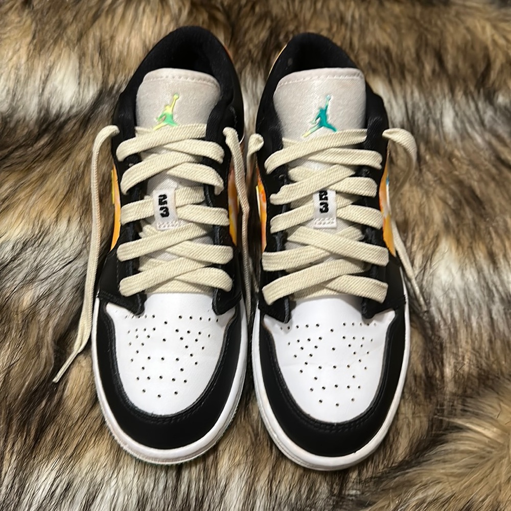 NIKE AIR JORDAN 1 LOW SE (GS) "DRIP" (DJ6252 038) TRAINERS SIZE 4 YOUTH